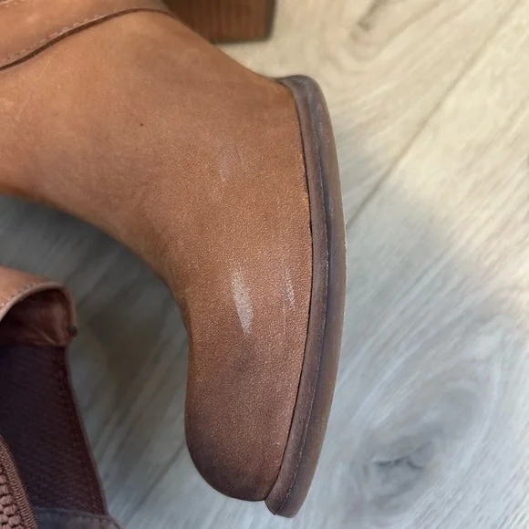 Ugg Shoes Womens Size 9.5 Ankle Boot Cobie II Nubuck Leather Heel Chelsea Bootie - Picture 7 of 11